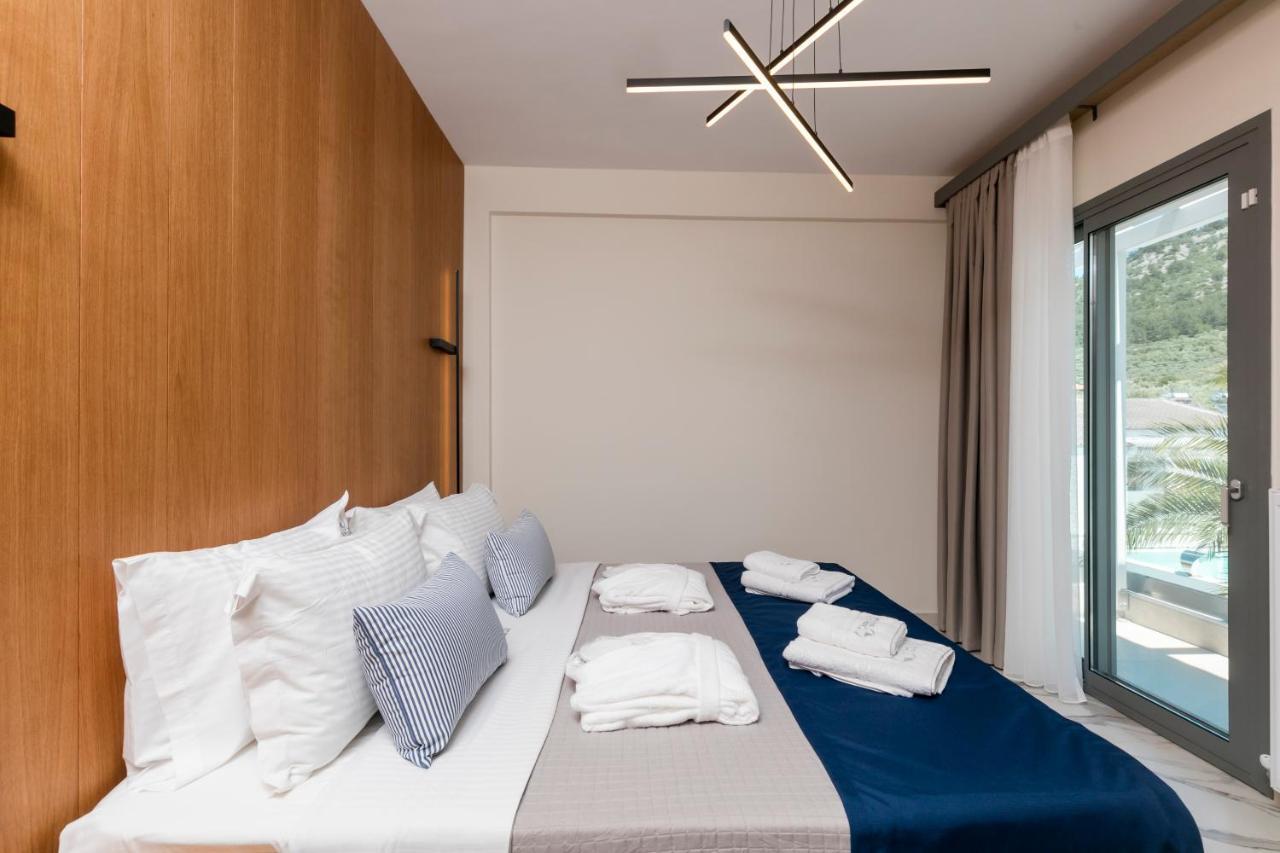 Pachis Escape Suites Esterno foto