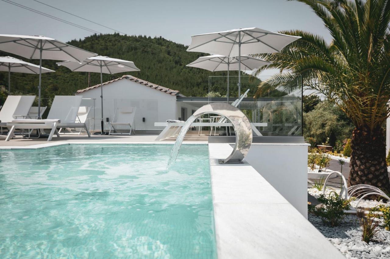 Pachis Escape Suites Esterno foto